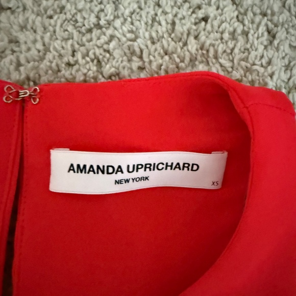 Amanda Uprichard - Picture 2 of 2